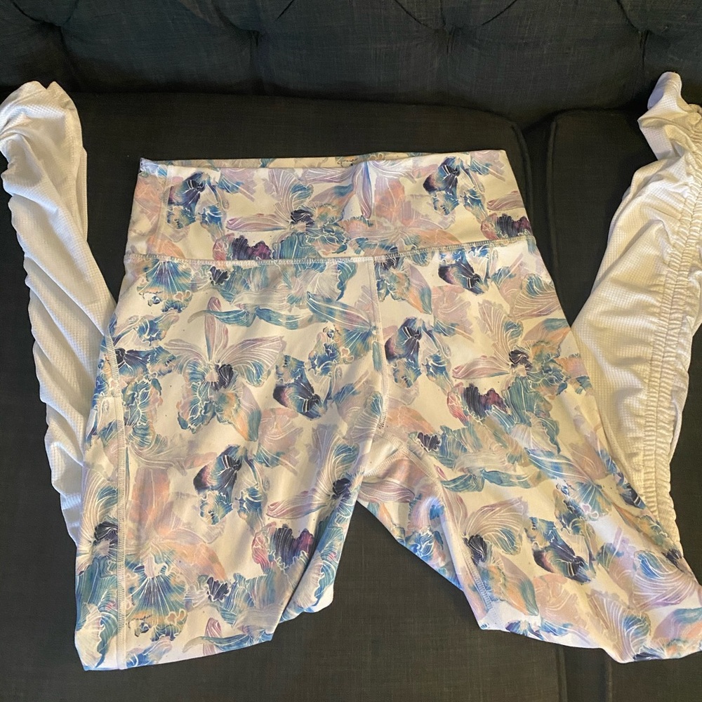 High waisted leggings